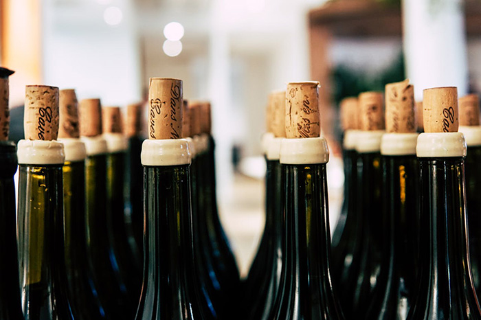 Bordeaux- und Billigweine in Discountern